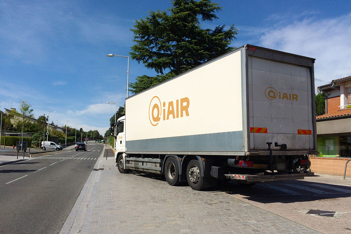 QiAir Compressor